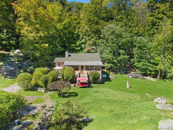 149 Tanglewylde Road , Lake Peekskill, NY 10537