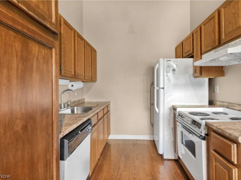 21884 River Oaks Drive, Rocky River, OH 44116 Photo 6