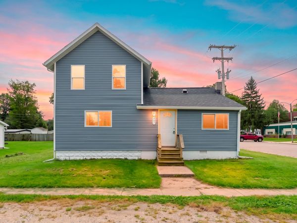 202 E Arbor Street, Marcellus, MI 49067