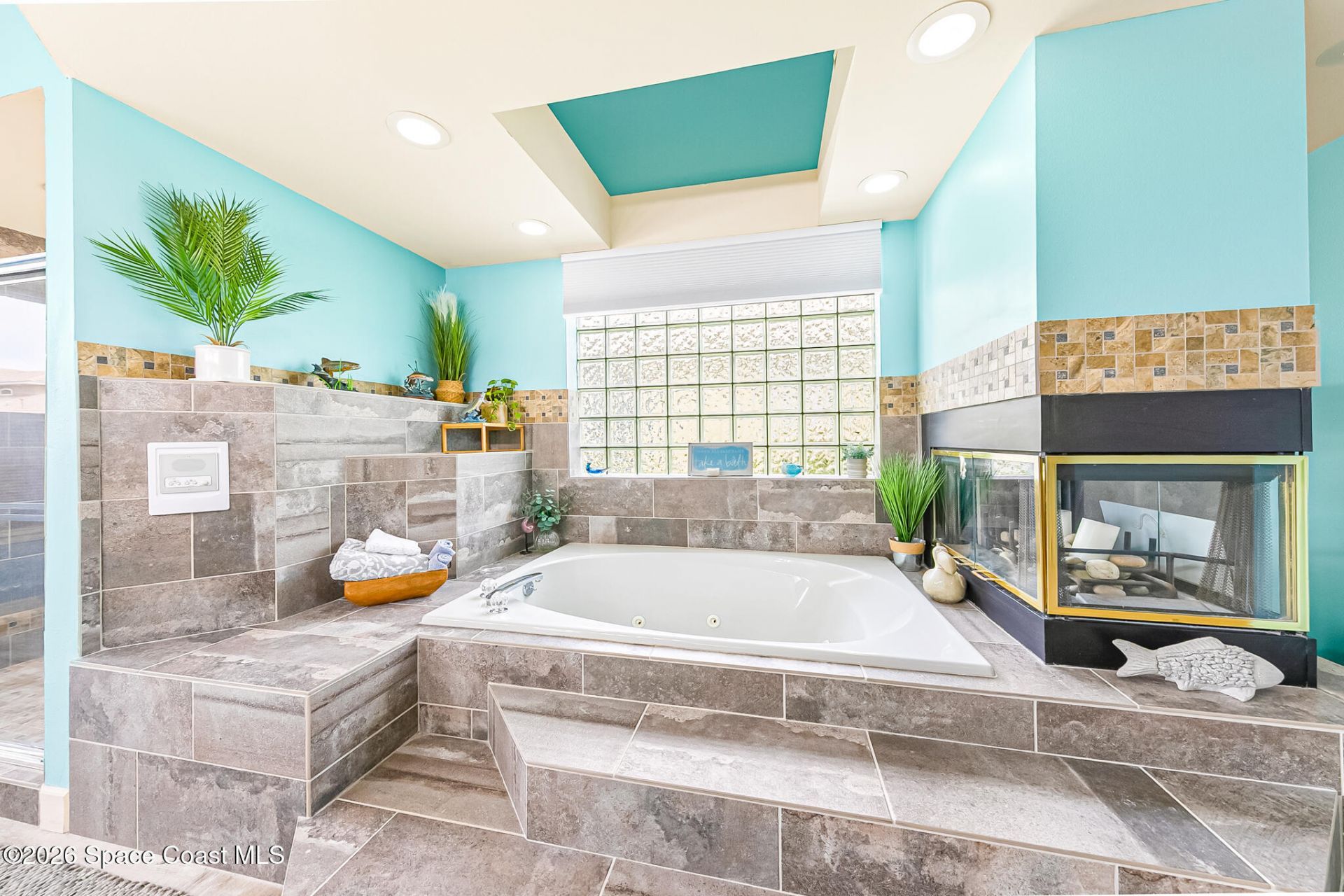 1971 Sykes Creek Drive, Merritt Island, FL 32953 Photo