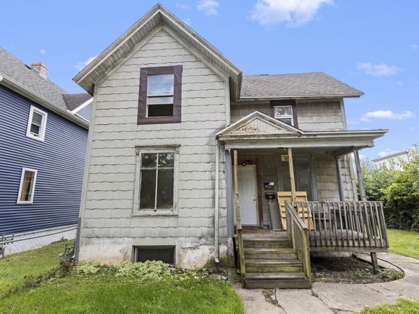 1117 12th Avenue , Rockford, IL 61104