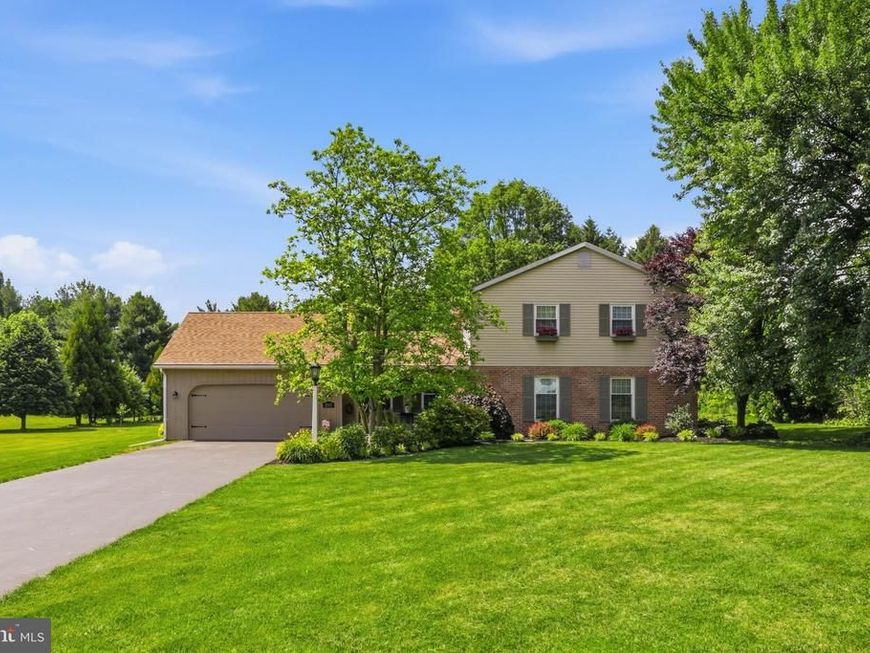 2115 Creek Hill Road, Lancaster, PA 17601 Main Photo