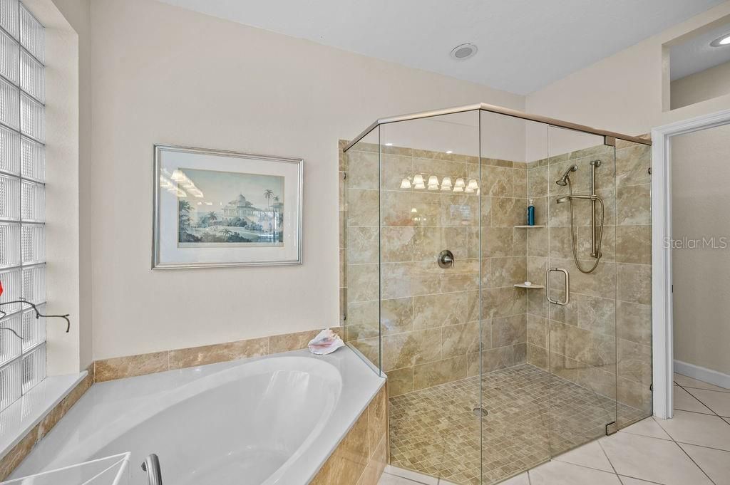 7117 Victoria Circle, University Park, FL 34201 Photo