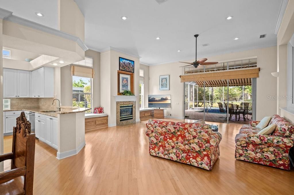7117 Victoria Circle, University Park, FL 34201 Photo
