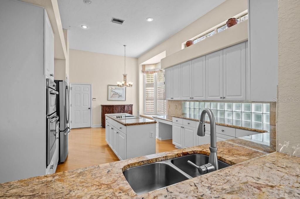 7117 Victoria Circle, University Park, FL 34201 Photo
