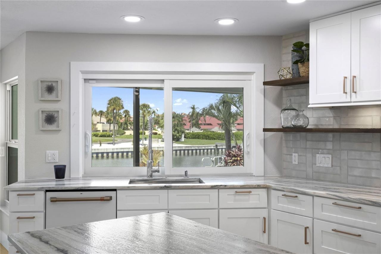 4995 58th Avenue S, Saint Petersburg, FL 33715 Photo