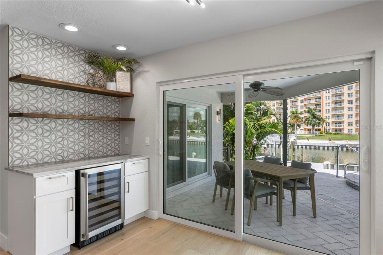 4995 58th Avenue S, Saint Petersburg, FL 33715 Photo