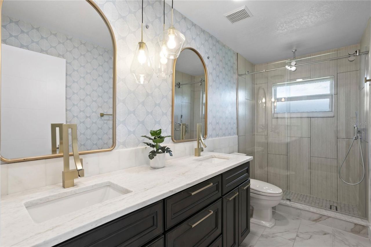 4995 58th Avenue S, Saint Petersburg, FL 33715 Photo