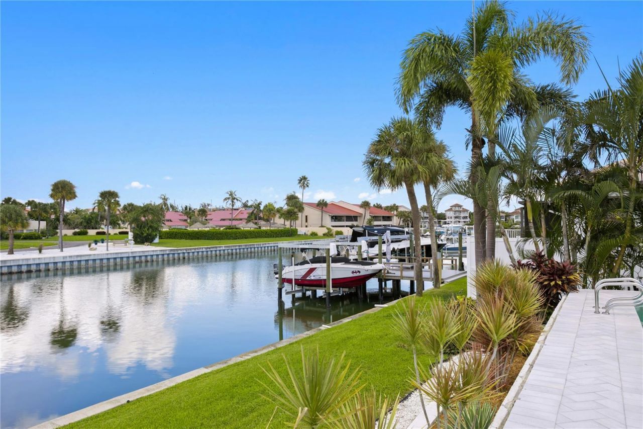 4995 58th Avenue S, Saint Petersburg, FL 33715 Photo