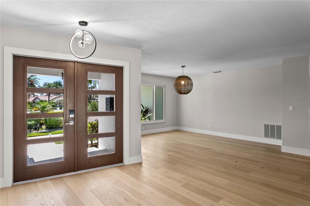 4995 58th Avenue S, Saint Petersburg, FL 33715 Photo