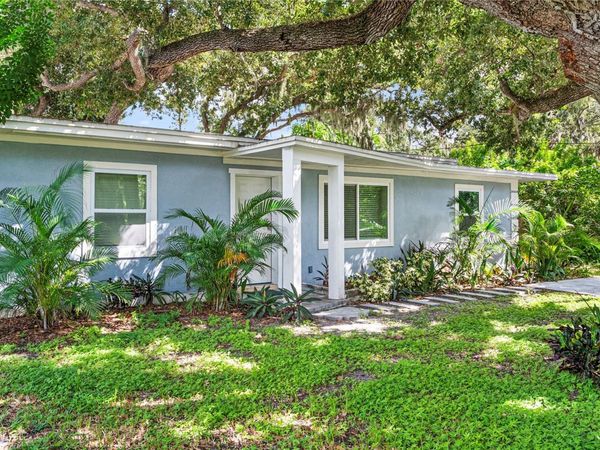 1112 SUNSET AVENUE , NOKOMIS, FL 34275