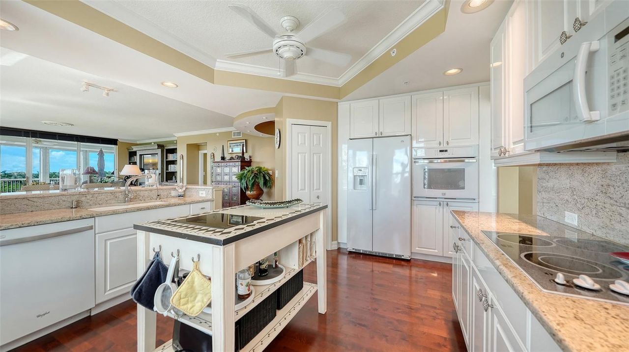 385 N Point Road , Unit 401, Osprey, FL 34229 Photo