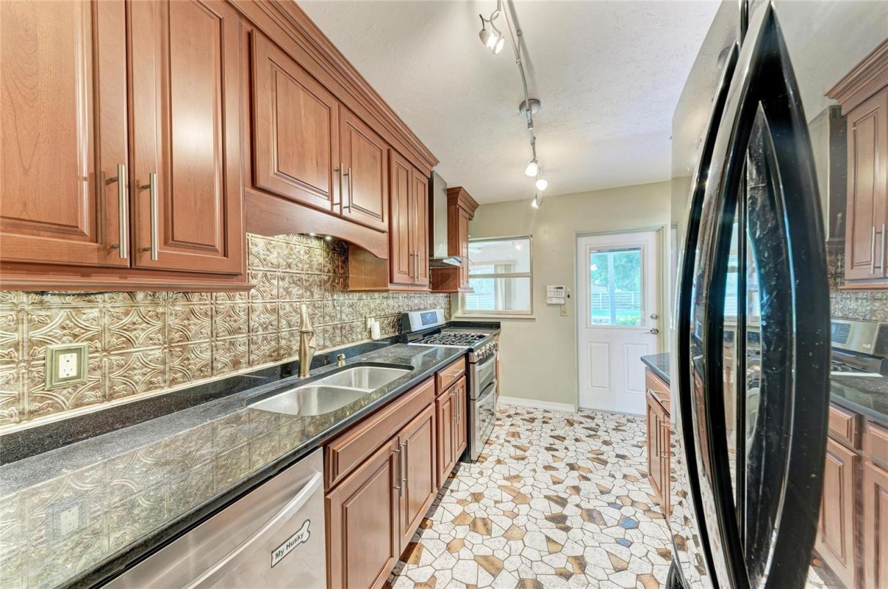 319 20th Street E, Bradenton, FL 34208 Photo