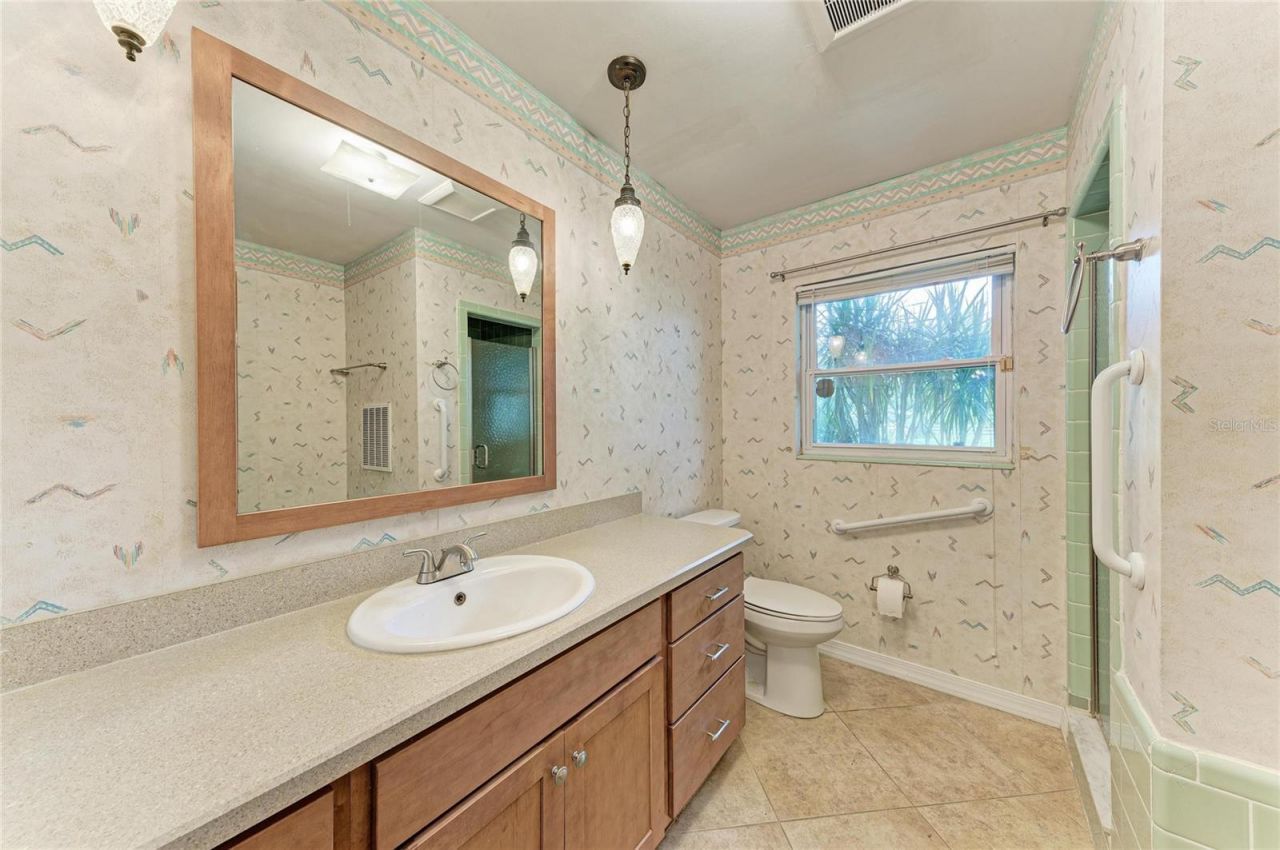 319 20th Street E, Bradenton, FL 34208 Photo
