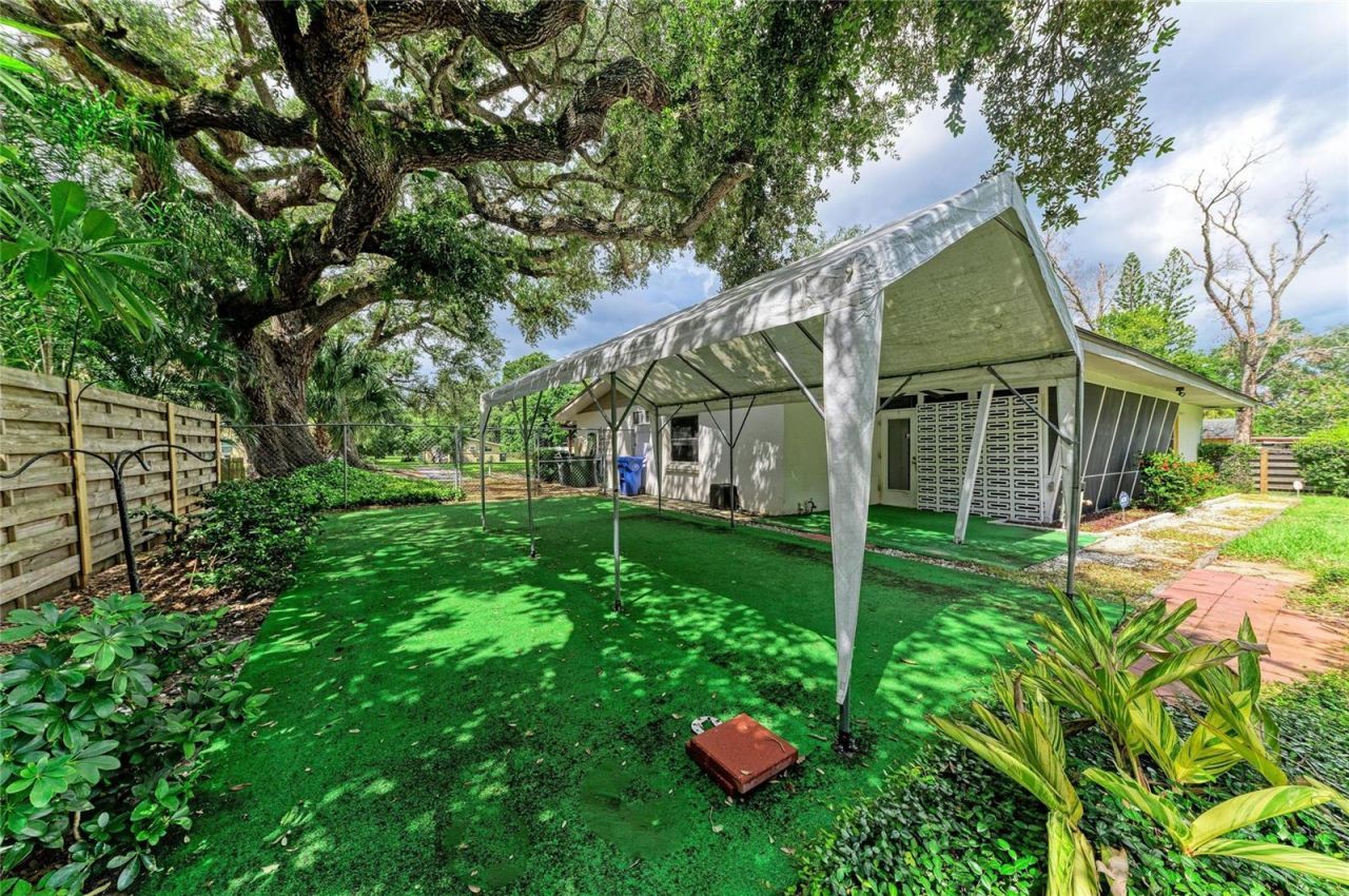 319 20th Street E, Bradenton, FL 34208 Photo