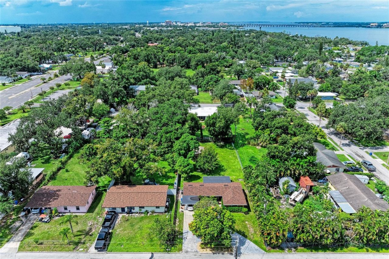 319 20th Street E, Bradenton, FL 34208 Photo
