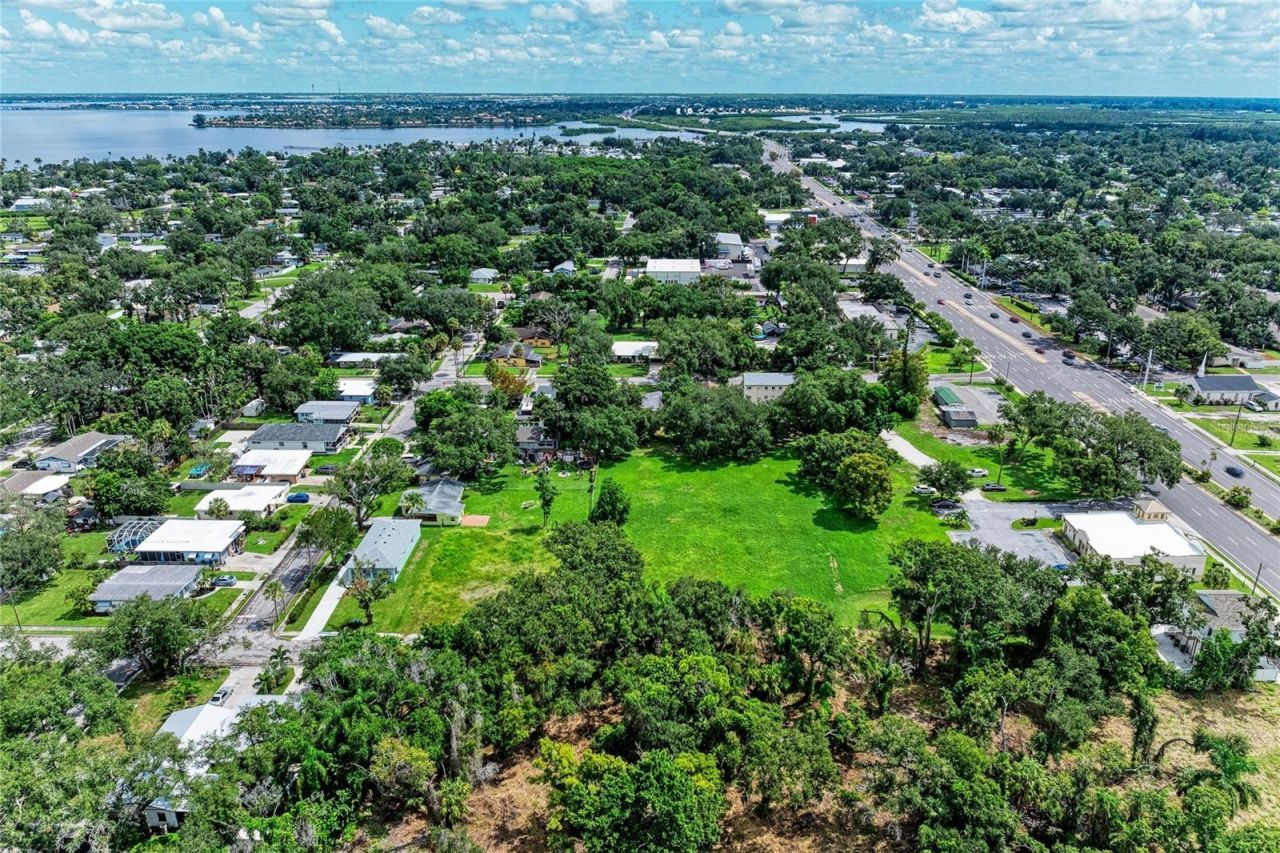 319 20th Street E, Bradenton, FL 34208 Photo