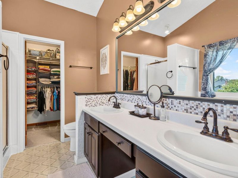 1647 Preston Woods Court, Columbus, OH 43235 Photo 32