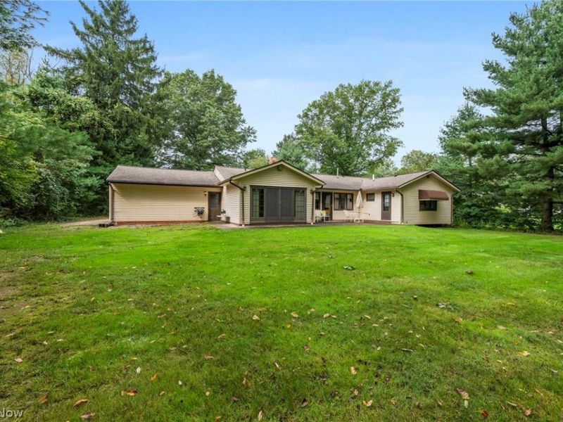 8593 Wiese Road, Brecksville, OH 44141 Photo 32