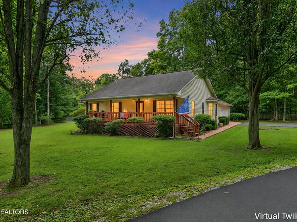 2006 Keno Drive , Crossville, TN 38572
