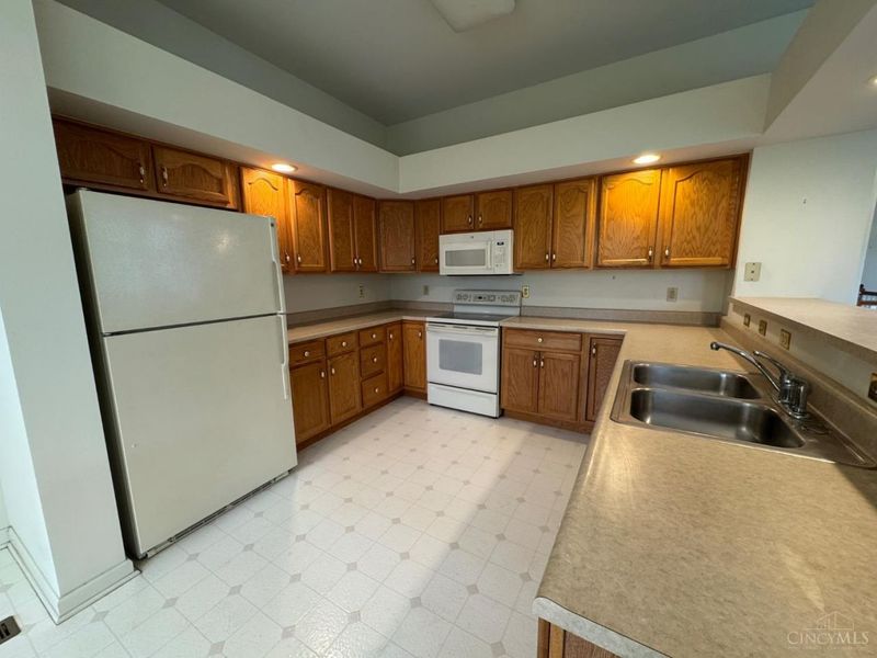 58 Stonehaven Drive, North Bend, OH 45052 Photo 5