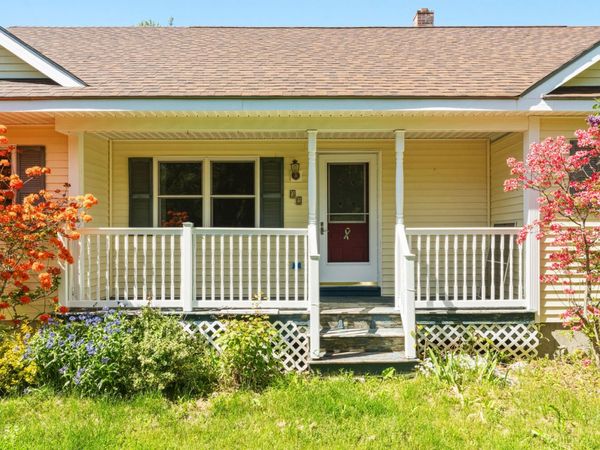 32 Alton Avenue , Ellsworth, ME 04605