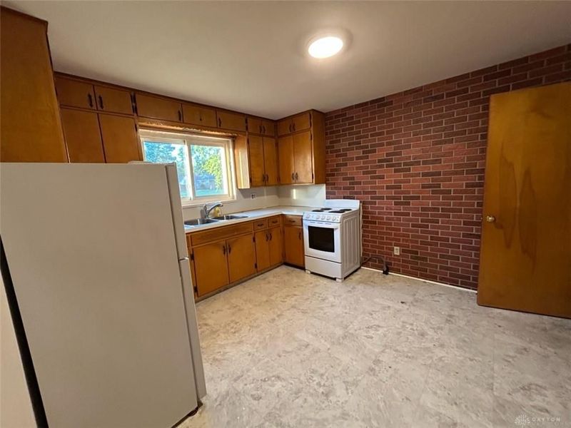 4270 Parkway Drive, Dayton, OH 45416 Photo 4