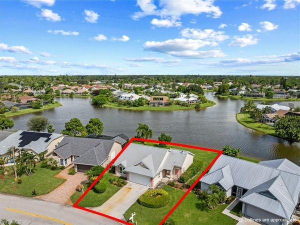 3657 Kent DR , NAPLES, FL 34112