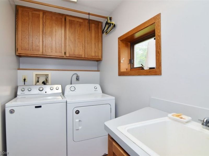 3795 Irving Park Avenue, Woodmere, OH 44122 Photo 19