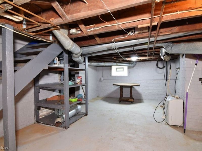 3795 Irving Park Avenue, Woodmere, OH 44122 Photo 32