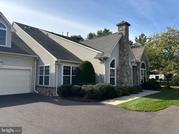 326 SHADY BROOK DRIVE, Unit 195, LANGHORNE, PA 19047