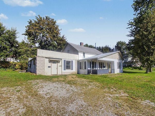 5 Columbus Road , Fredericktown, OH 43019