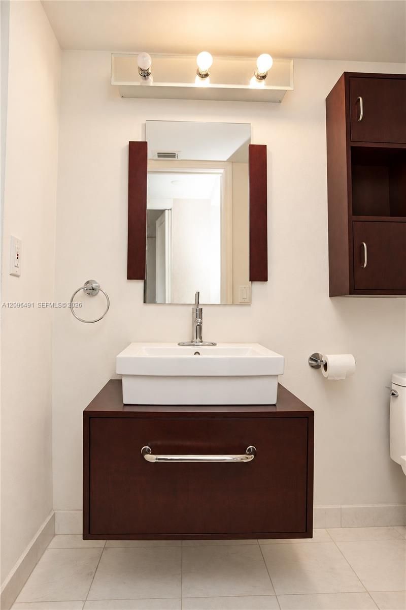 3500 Mystic Pointe Dr , Unit 1503, Aventura, FL 33180 Photo