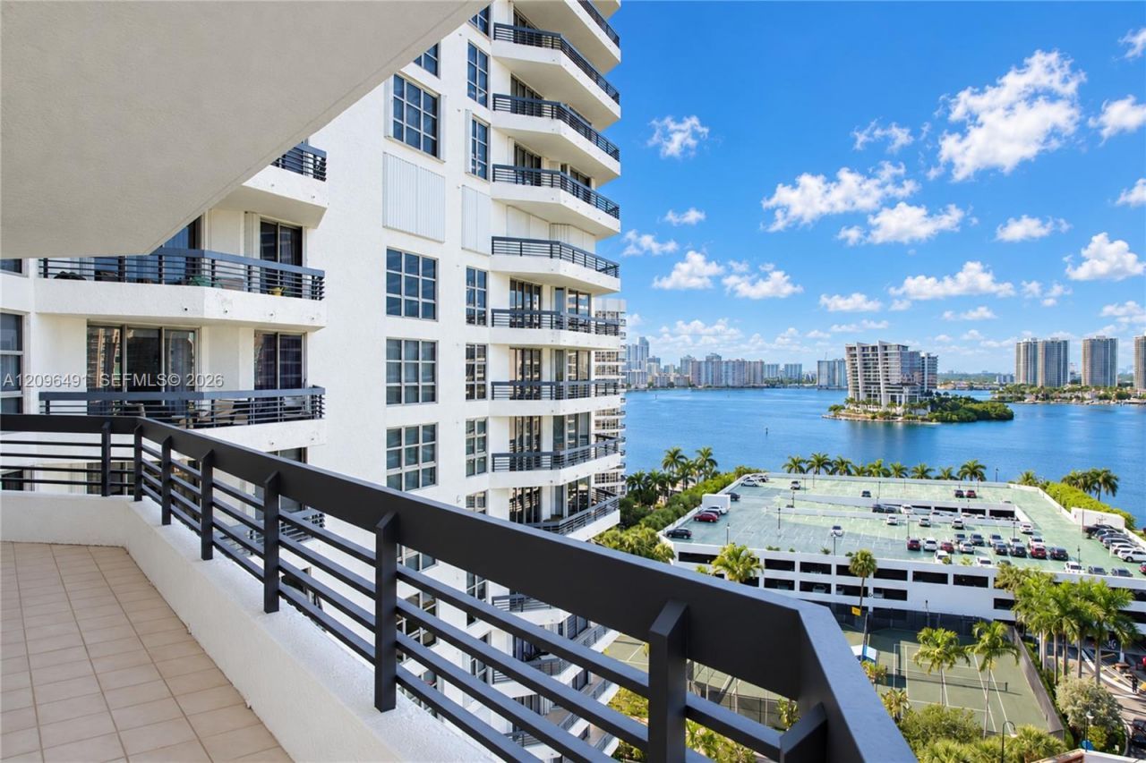 3500 Mystic Pointe Dr , Unit 1503, Aventura, FL 33180 Photo