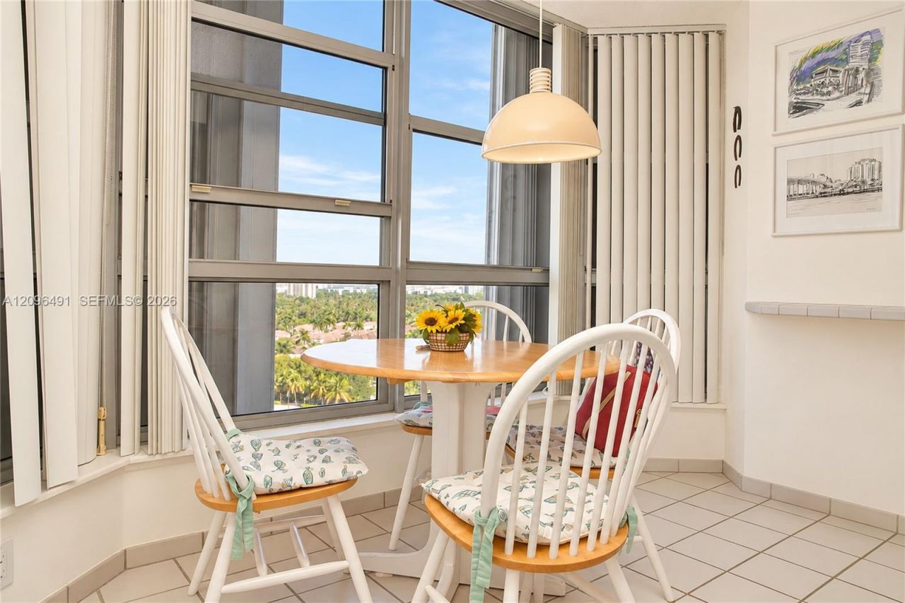 3500 Mystic Pointe Dr , Unit 1503, Aventura, FL 33180 Photo