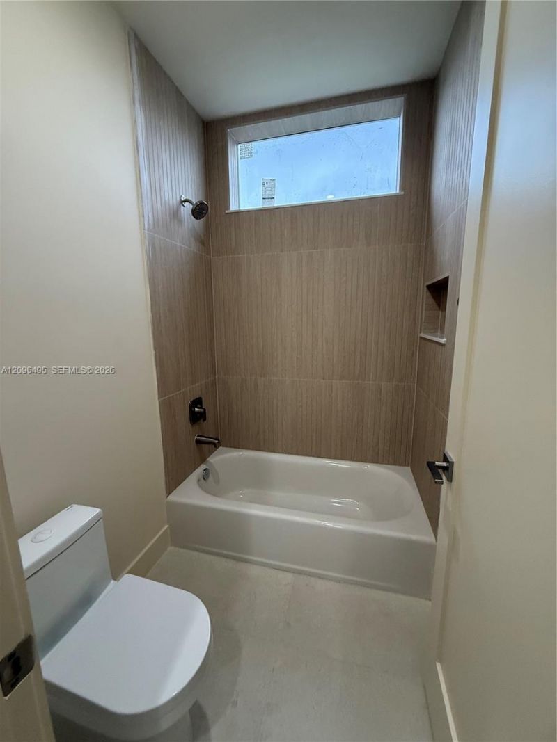 3240 SW 20th St , Miami, FL 33145 Photo