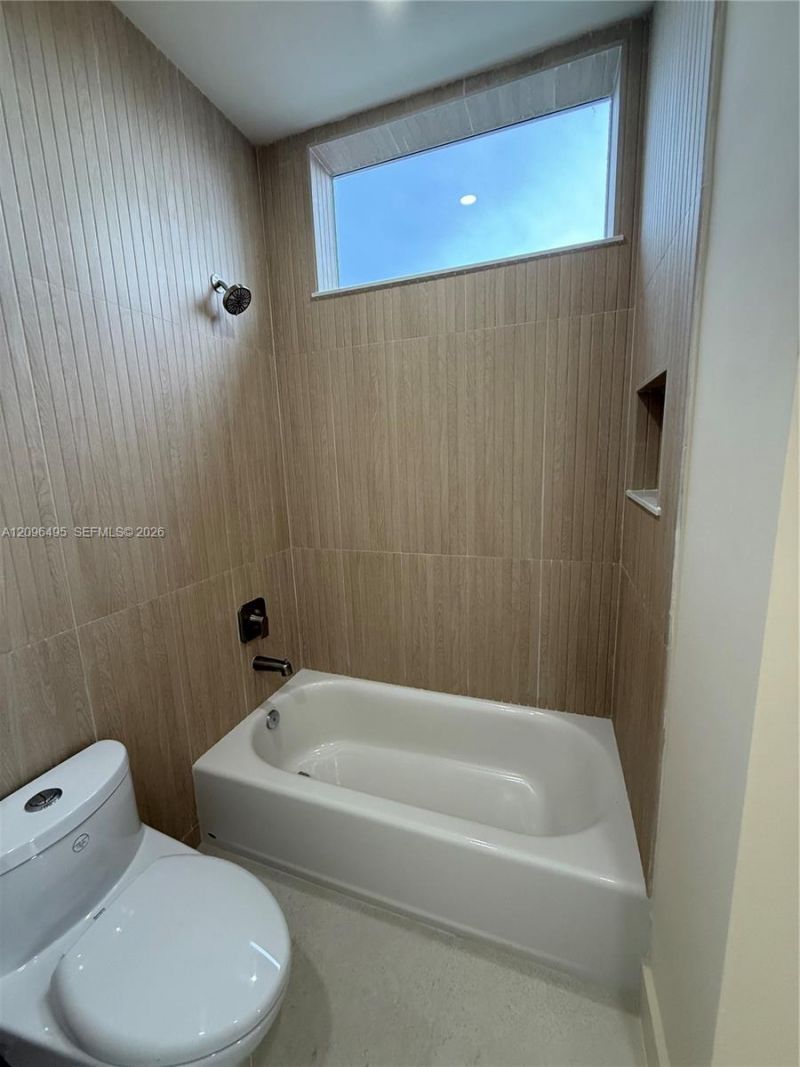 3240 SW 20th St , Miami, FL 33145 Photo