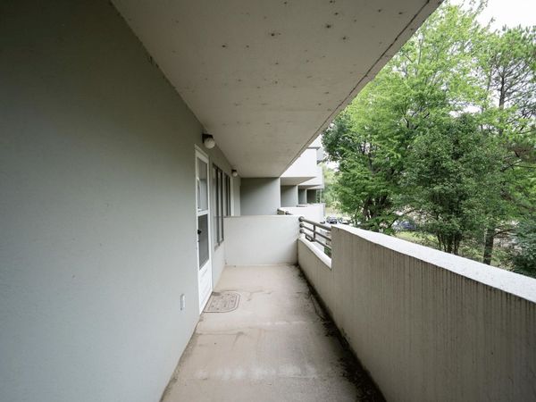 3589 COVINGTON PIKE, Unit 221, Memphis, TN 38128