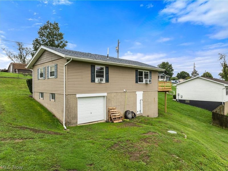 62120 Rolling Hills Lane, Shadyside, OH 43947 Photo 5