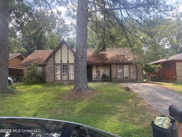 6414 Abraham Lincoln Drive, Jackson, MS 39213