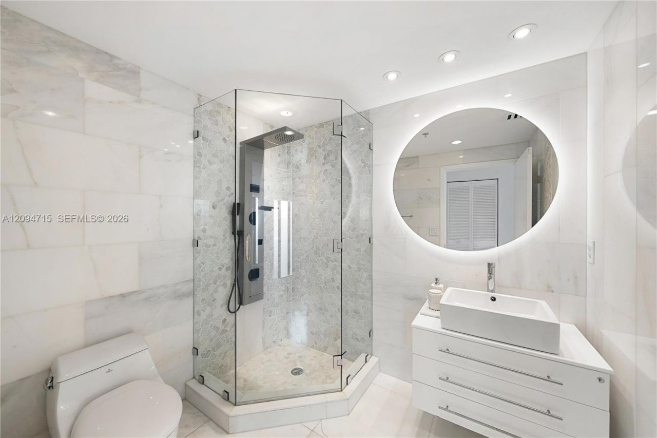 601 NE 36th St , Unit 1612, Miami, FL 33137 Photo
