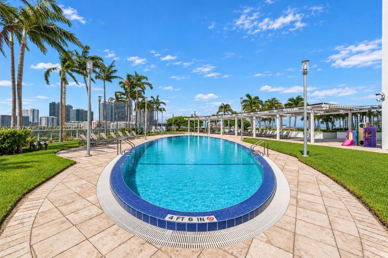 601 NE 36th St , Unit 1612, Miami, FL 33137 Photo