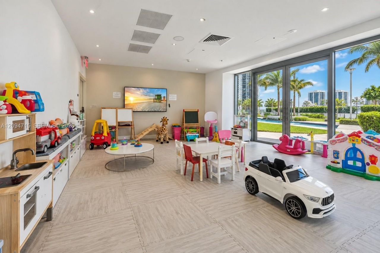 601 NE 36th St , Unit 1612, Miami, FL 33137 Photo