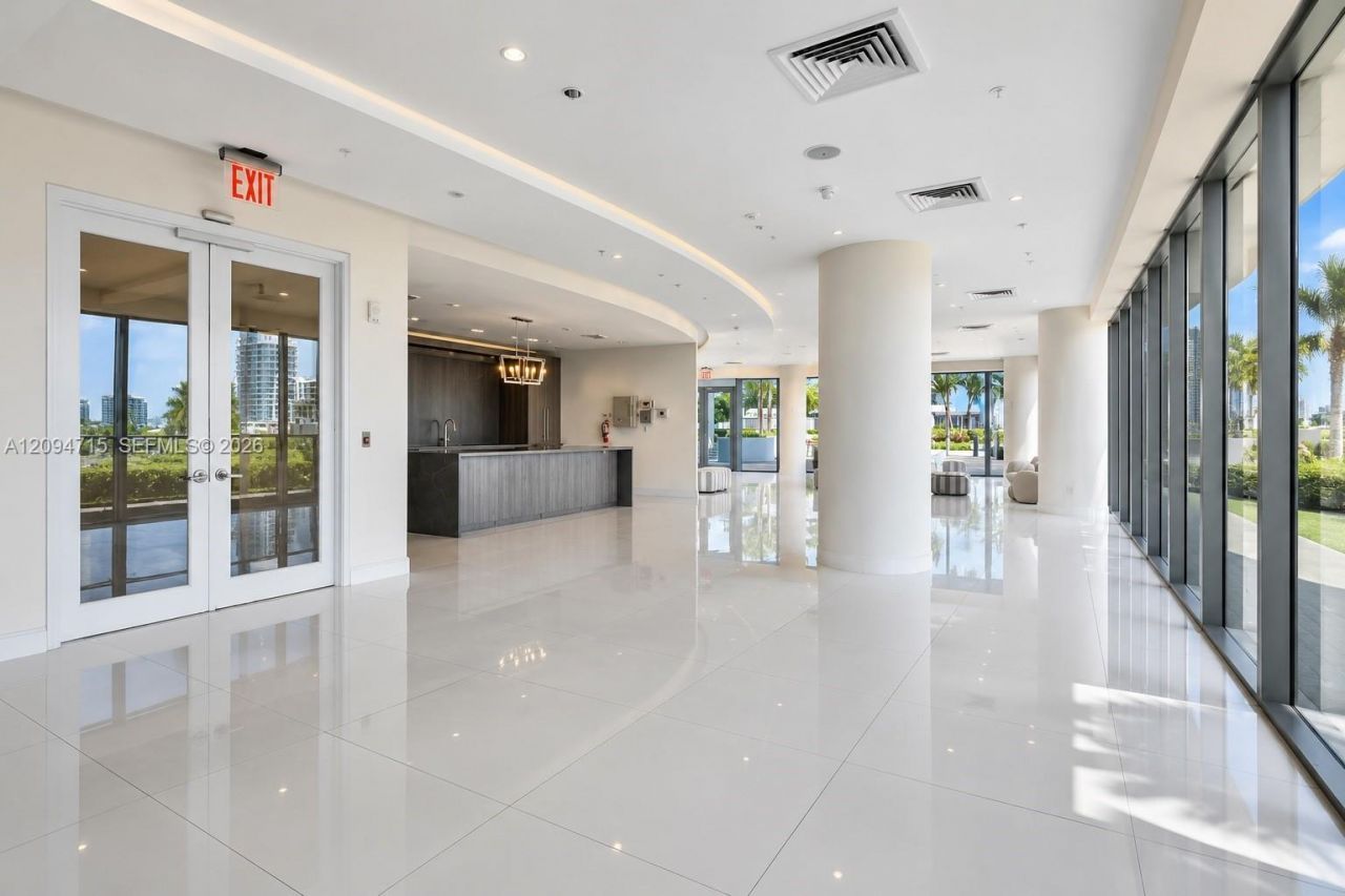 601 NE 36th St , Unit 1612, Miami, FL 33137 Photo