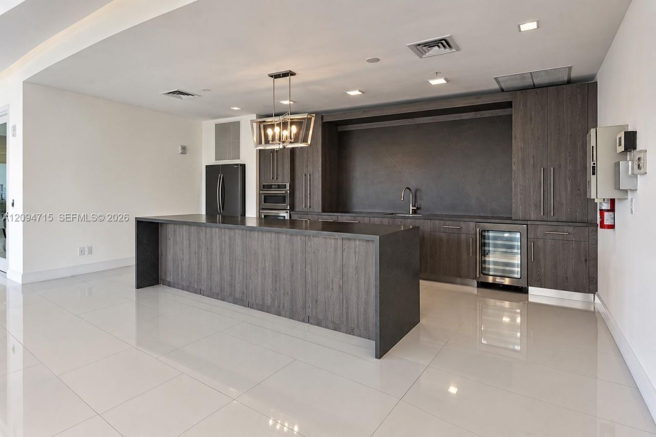 601 NE 36th St , Unit 1612, Miami, FL 33137 Photo