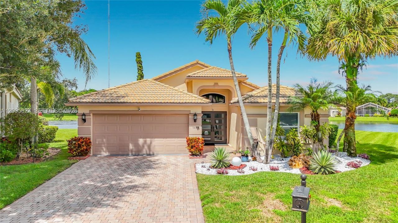 9889 Agnello St , Lake Worth, FL 33467 Photo