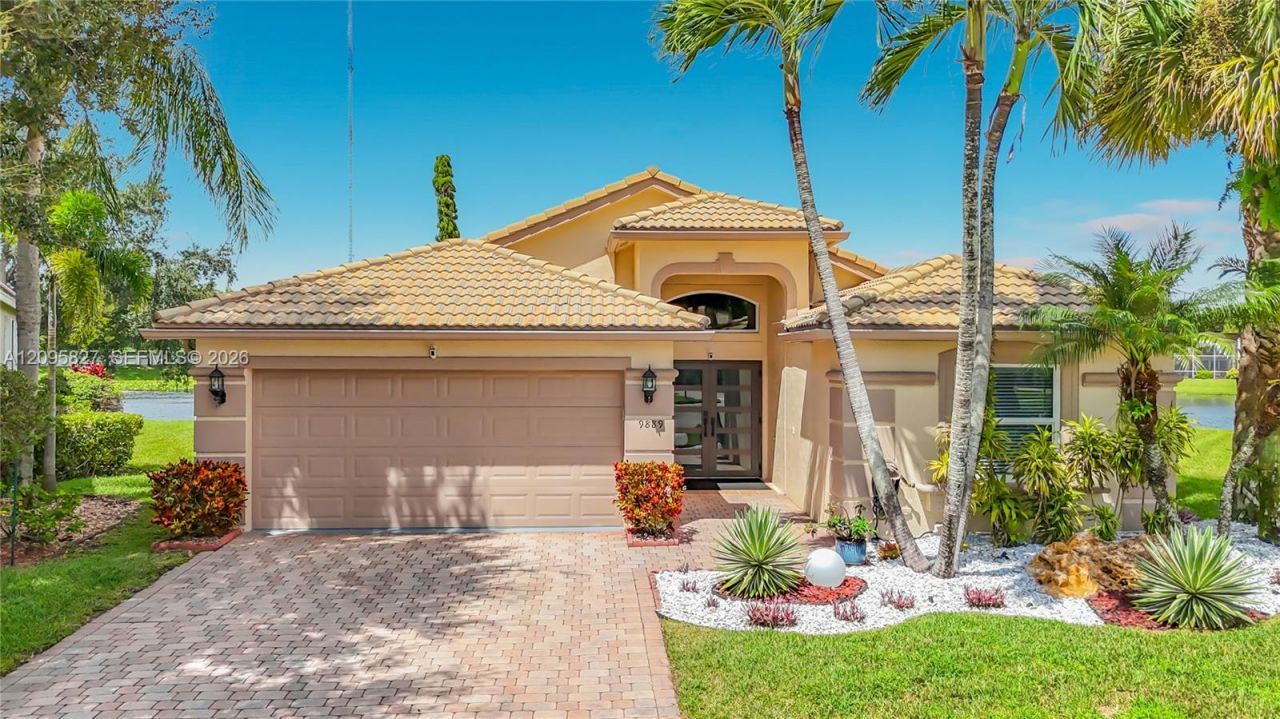 9889 Agnello St , Lake Worth, FL 33467 Photo