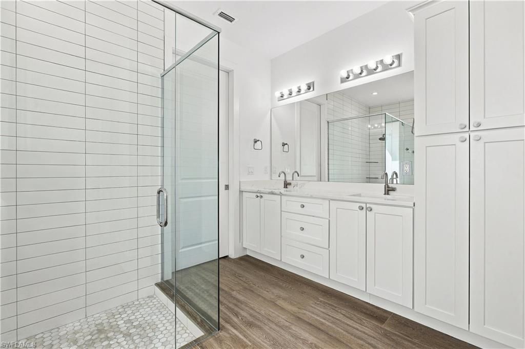 4875 Teak Wood Dr, Naples, FL 34119 Photo