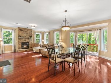105 MULBERRY LANE, EAST STROUDSBURG, PA 18302