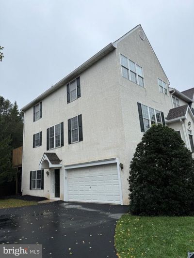 701 WHISPERING BROOKE DRIVE, NEWTOWN SQUARE, PA 19073